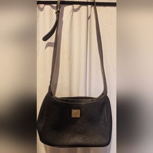 Vintage Classic MEDALLION by Wathne Black Leather Bag